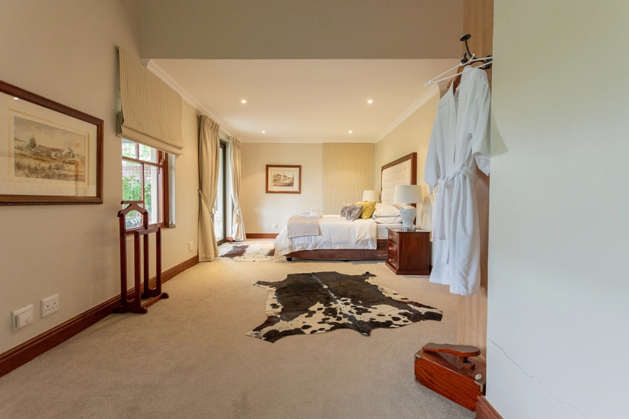 6 Bedroom Property for Sale in Riebeek Kasteel Western Cape